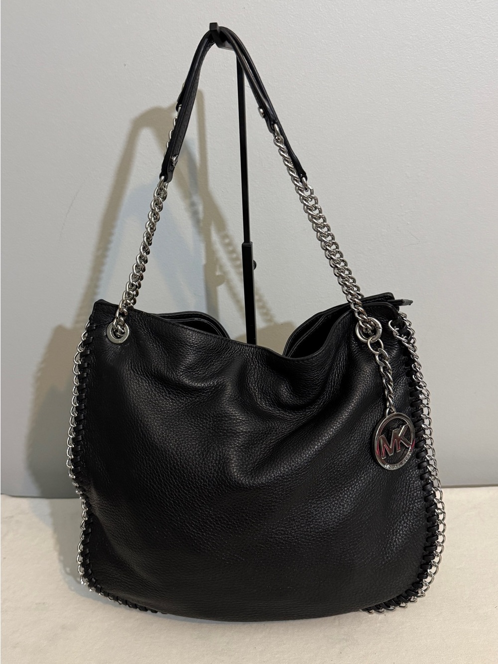 MICHAEL Michael Kors Chelsea Hobo Shoulder Bag Bkack Leather Chain Whipstitch